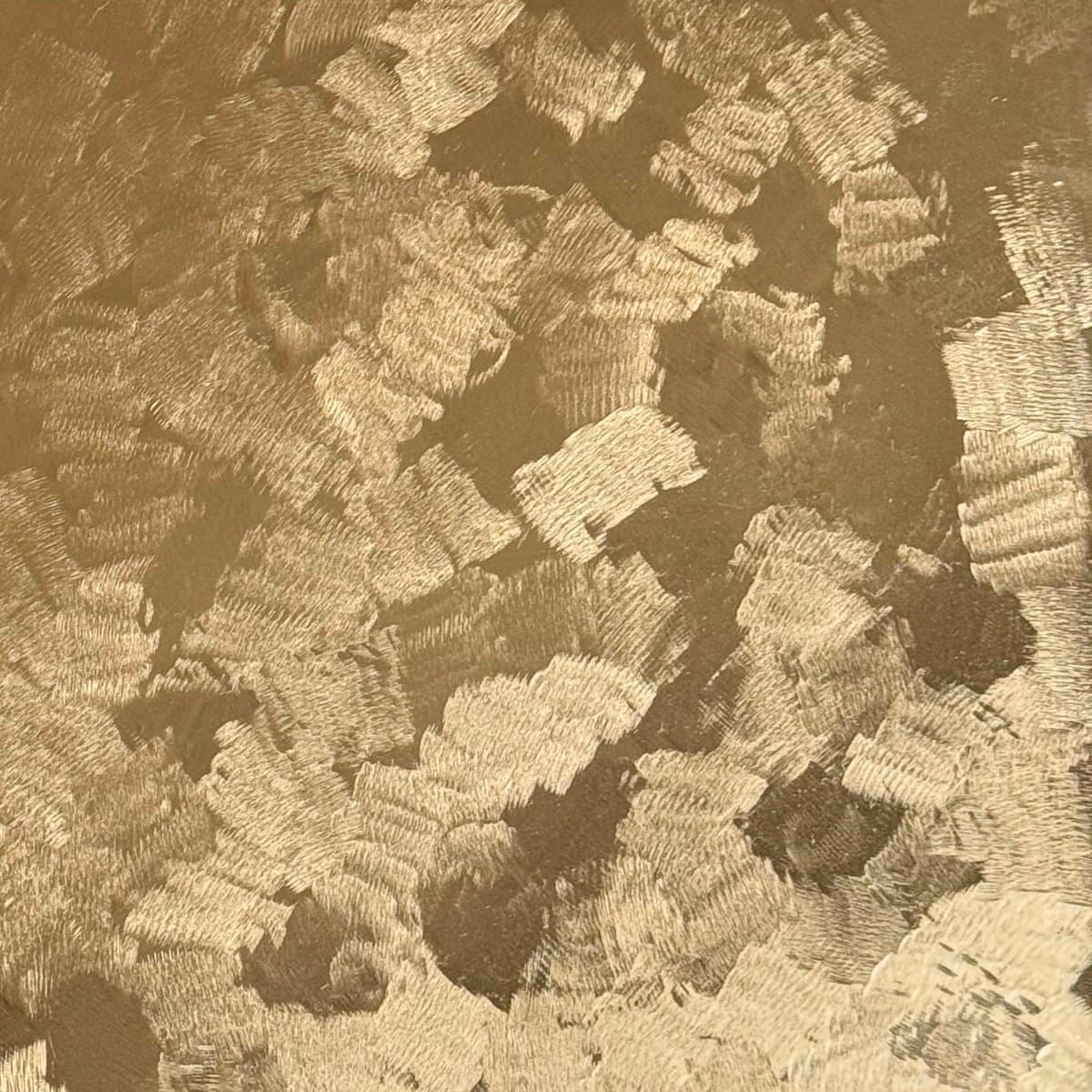 Hangle mottled texture in a warm metallic tone